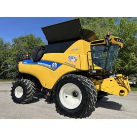 Комбайн New Holland CR8.90 Revelation (2018)