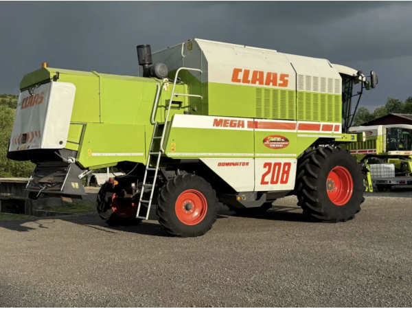 Комбайн Claas Mega 208 (2003)