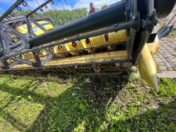 Жниварка New Holland 7.3 (2013)