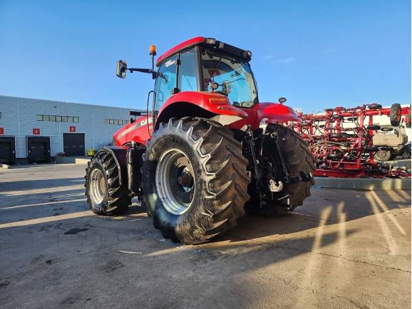 Трактор Case IH Magnum 340 (2011)