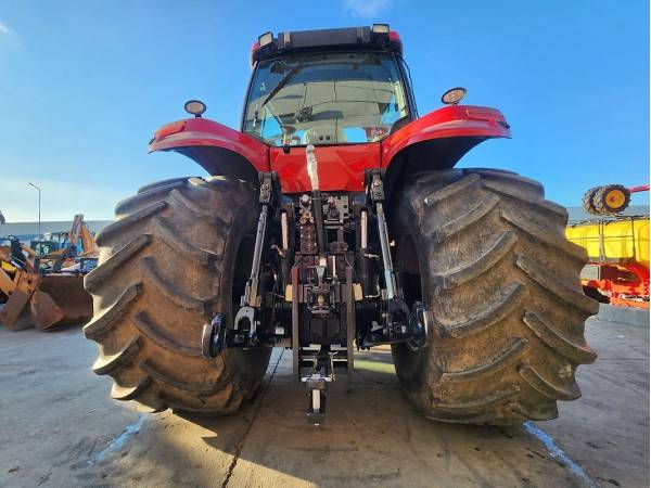 Трактор Case IH Magnum 340 (2011)