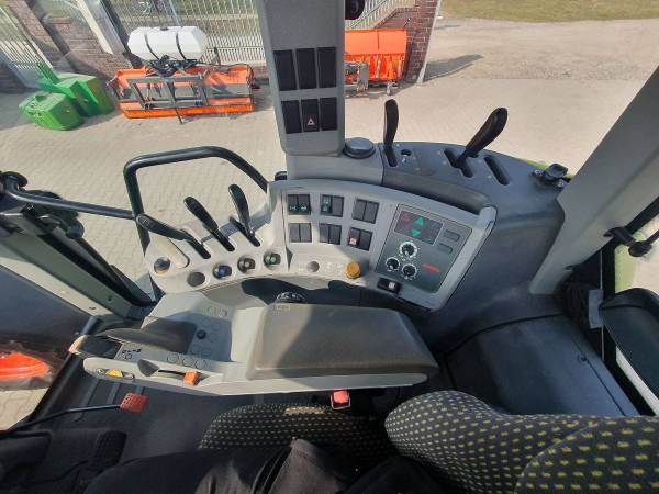 Трактор Claas Arion 610 (2010)