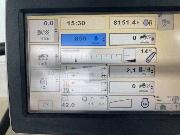 Трактор John Deere 6210R (2013)