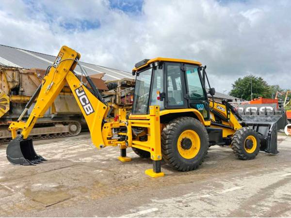 Екскаватор-навантажувач JCB 3DX (2026)