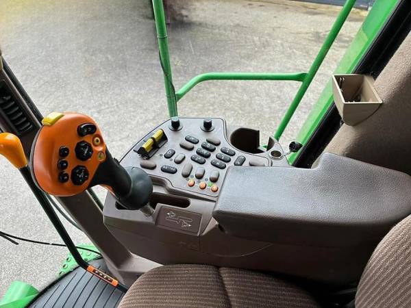 Комбайн John Deere 9780i CTS (2005)