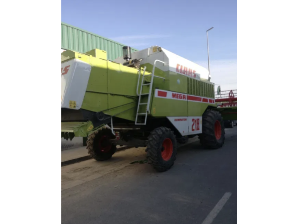 Комбайн Claas Dominator Mega 218 (1995)