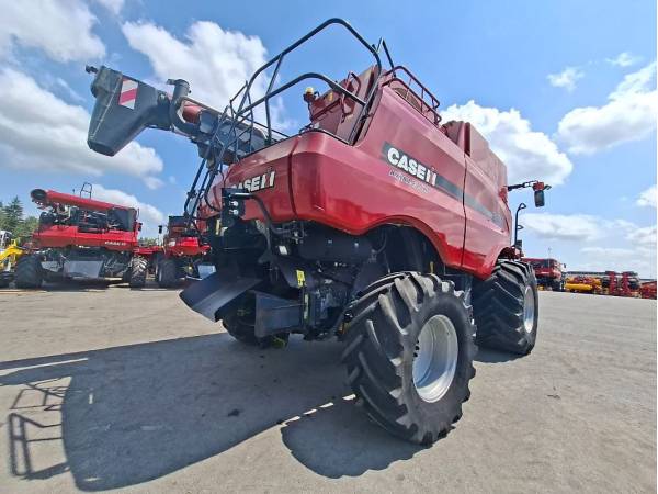 Комбайн Case IH Axial Flow 6140 (2018)