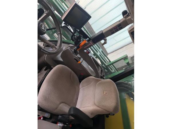 Самоходный опрыскиватель John Deere R4040i (2019)