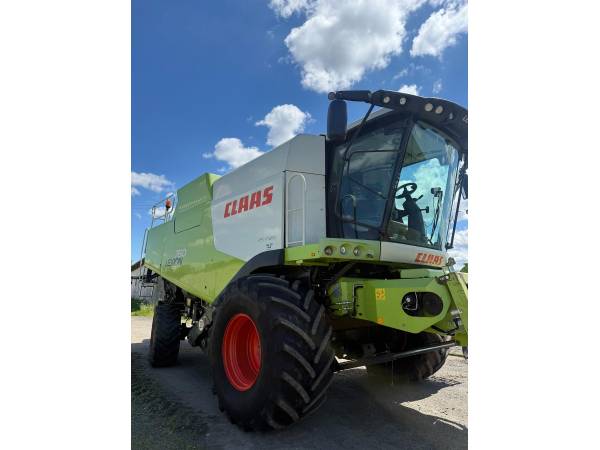 Комбайн Claas Lexion 760 (2011)
