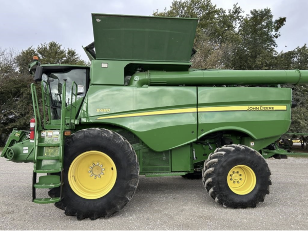Комбайн John Deere S680 (2014)