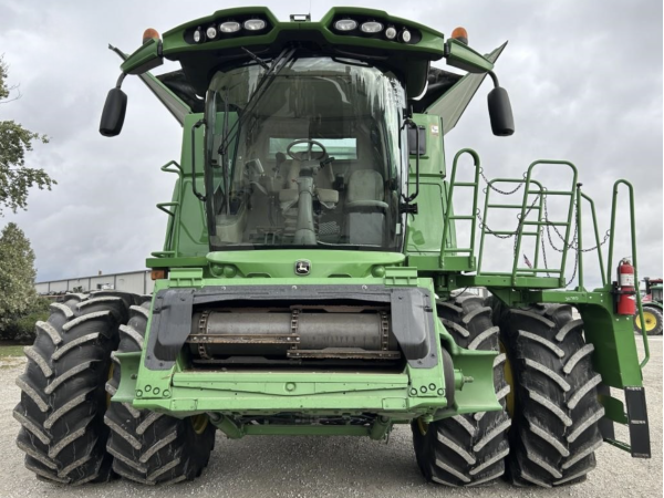 Комбайн John Deere S680 (2014)