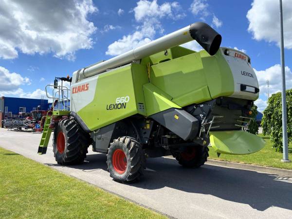 Комбайн Claas Lexion 660 (2012)