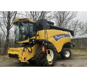 Комбайн New Holland CX6090