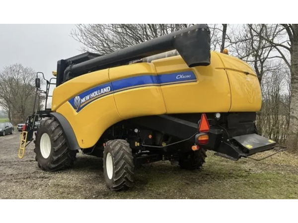 Комбайн New Holland CX6090 (2013)