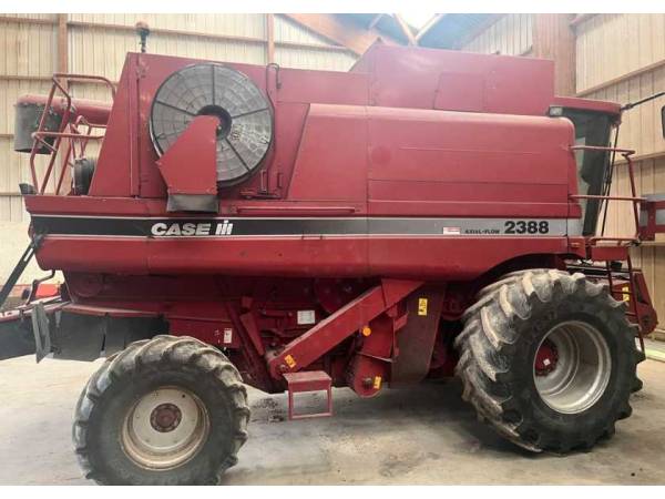 Комбайн Case IH 2388 Axial-Flow (2004)