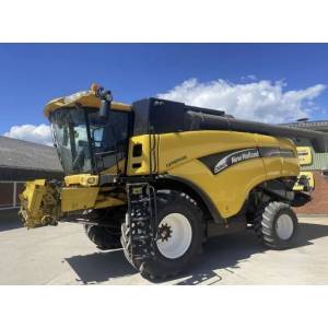 Комбайн New Holland CX840 (2003)