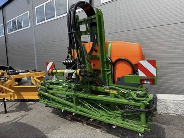 Навесной опрыскиватель Amazone UF-Q 901 (2025)