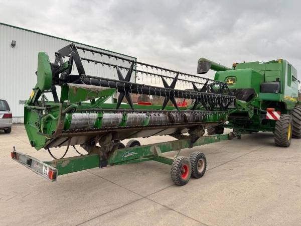 Комбайн John Deere 9580 WTS (2003)