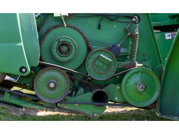 Жниварка John Deere 625F (2007)