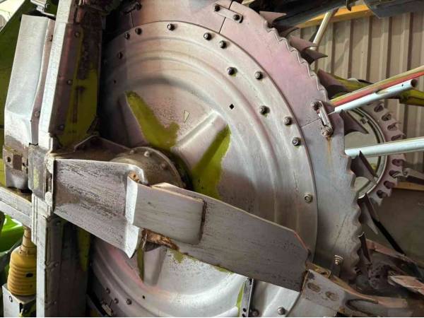 Силосуборочный комбайн Claas RU 600