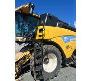 Комбайн New Holland CX760