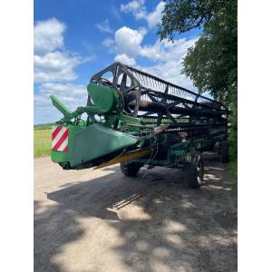 Жниварка John Deere 925F