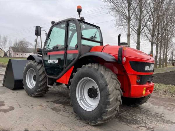 Навантажувач Manitou MLT 526 (2002)