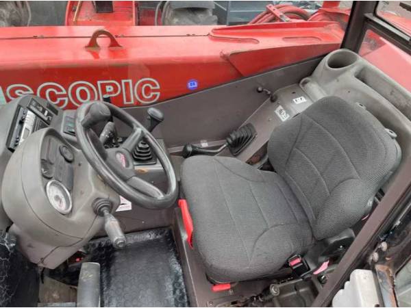 Навантажувач Manitou MLT 526 (2002)