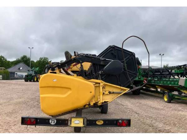 Комбайн New Holland CX 8070 (2012)