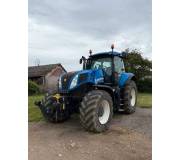 Трактор New Holland T8.330