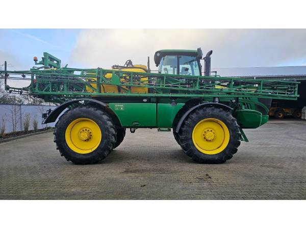 Самохідний обприскувач John Deere r4040i (2016)