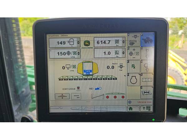 Самохідний обприскувач John Deere r4040i (2016)