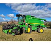 Комбайн John Deere W550