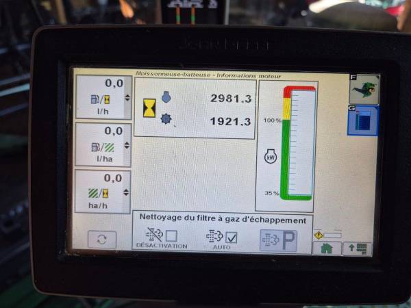 Комбайн John Deere W550 (2014)