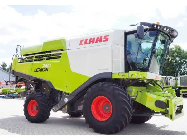 Комбайн Claas Lexion 740 (2016)