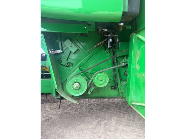 Комбайн John Deere W540 (2009)