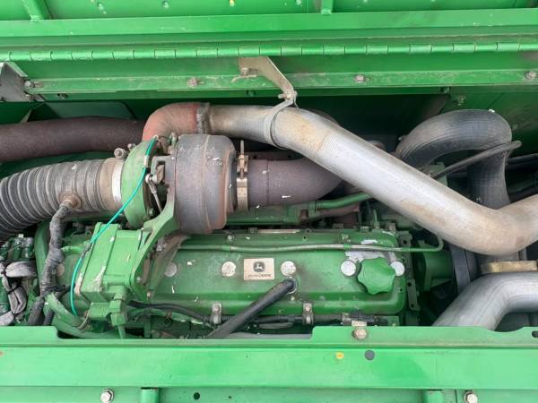 Комбайн John Deere W540 (2009)