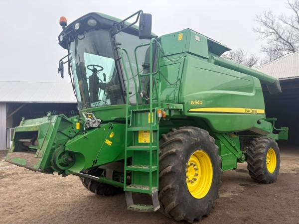 Комбайн John Deere W540 (2009)