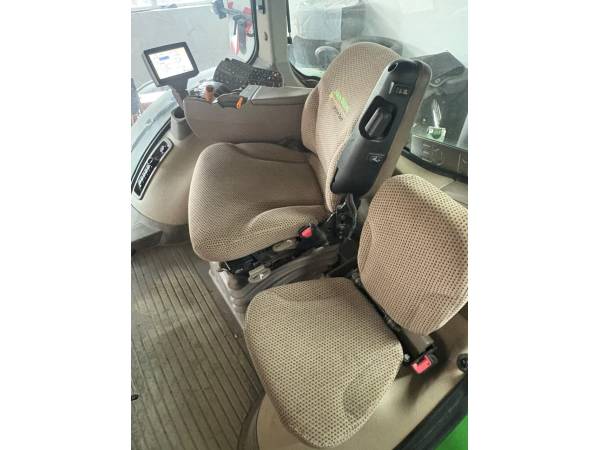 Трактор John Deere 8335R (2013)