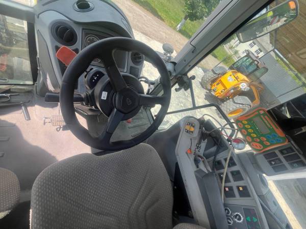 Трактор Claas Arion 640 (2008)