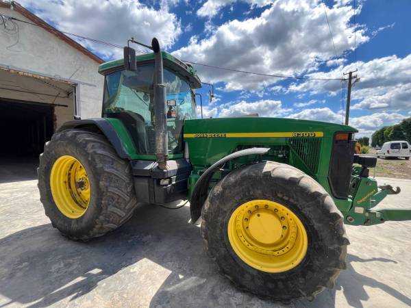 Трактор John Deere 8300 (1999)