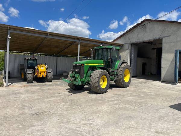 Трактор John Deere 8300 (1999)