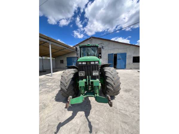 Трактор John Deere 8300 (1999)
