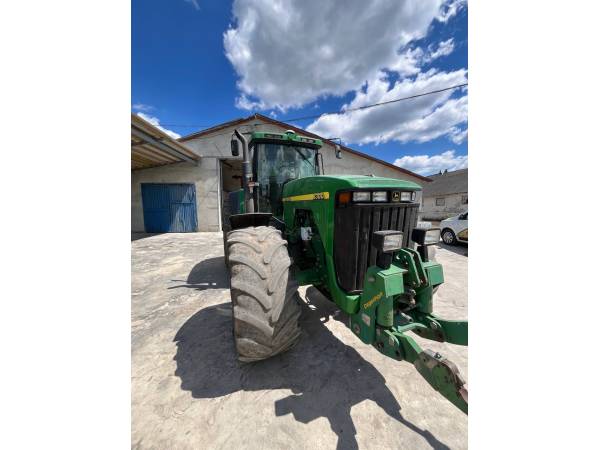 Трактор John Deere 8300 (1999)