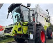 Комбайн Claas Lexion 7400