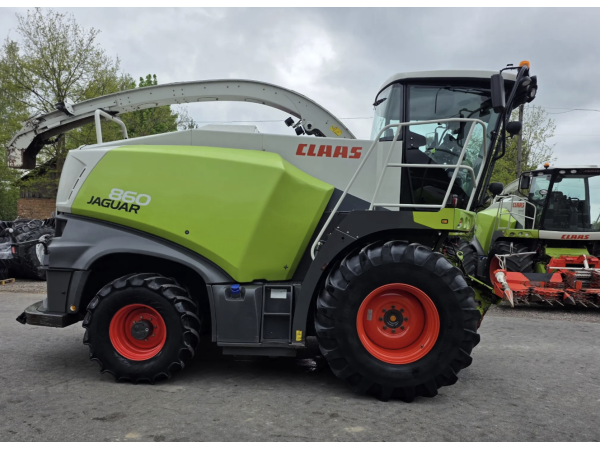 Кормозбиральний комбайн Claas Jaguar 860 (2015)