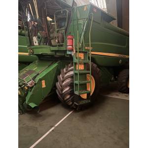 Комбайн John Deere W650 (2008)