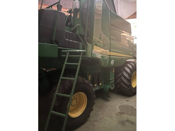 Комбайн John Deere W650 (2008)