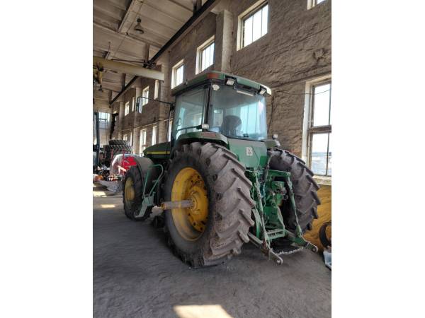 Трактор John Deere 8400 (1996)