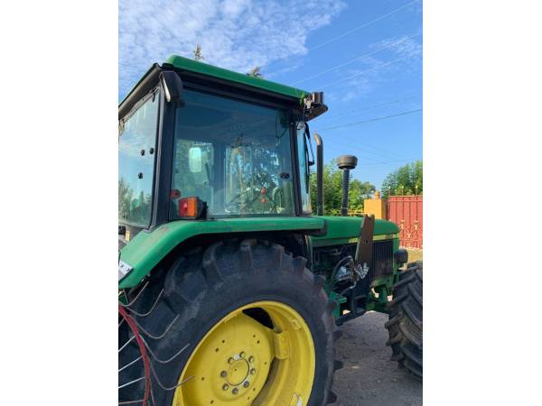 Трактор John Deere 2850 (1991)